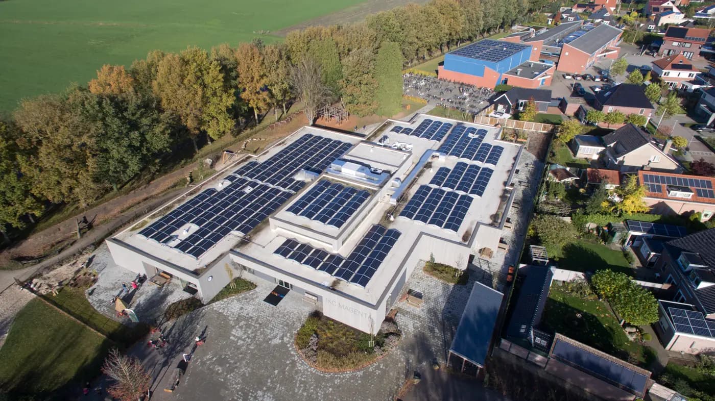 Luchtfoto installatie Delden